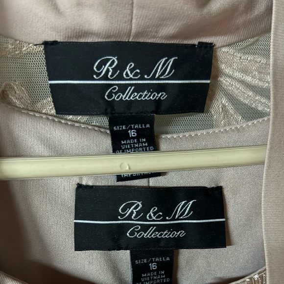 Elegant 2Pc R&M Blush Cream Lace Overlay & Dress - Picture 7 of 8